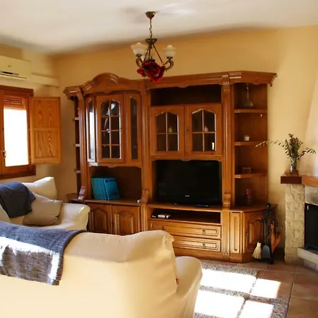Montserrat Holidays Casa Rural
