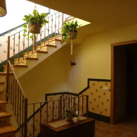 Montserrat Holidays Casa Rural * Collbato